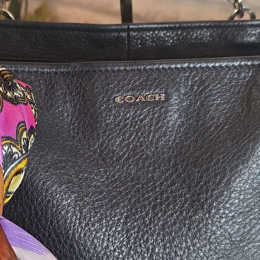 Coach Madison Black Pebble Leather Tote #26769 Includes Unbranded Purse Scarf - Picture 3 of 13